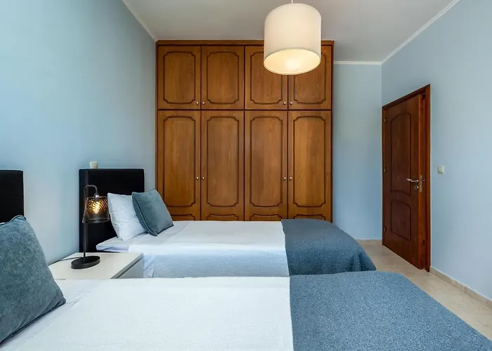 Sunny Garden بيت للعطل