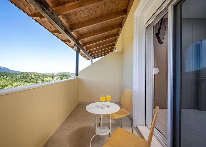 Sunny Garden * 帕斯蒂达