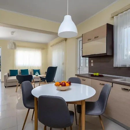 Dom wakacyjny Sunny Garden *