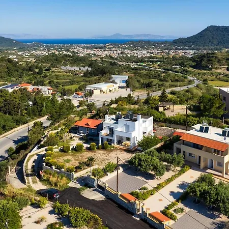 Dom wakacyjny Sunny Garden *